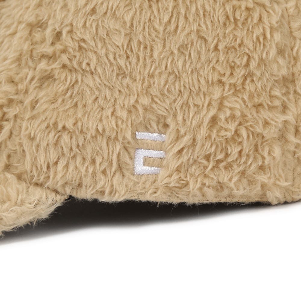 FUR LOGO CAP