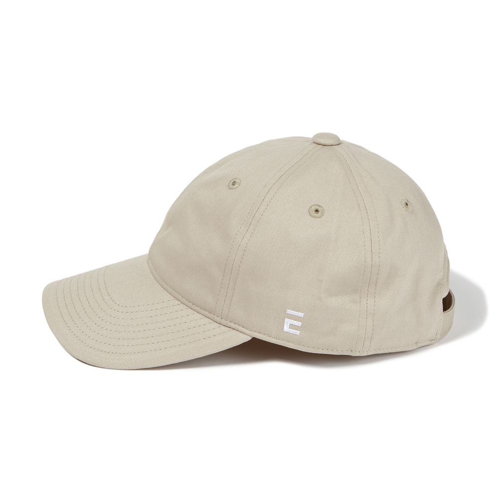 WOMANS BASIC CAP