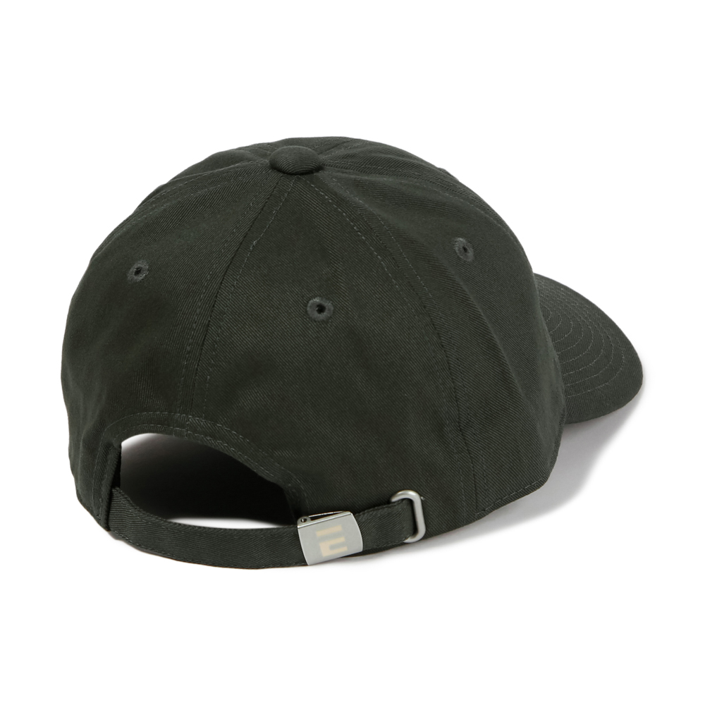 WOMANS BASIC CAP