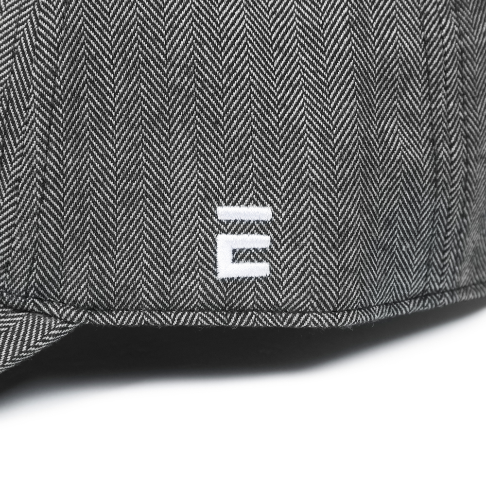 E-LOGO HERRINGBONE CAP