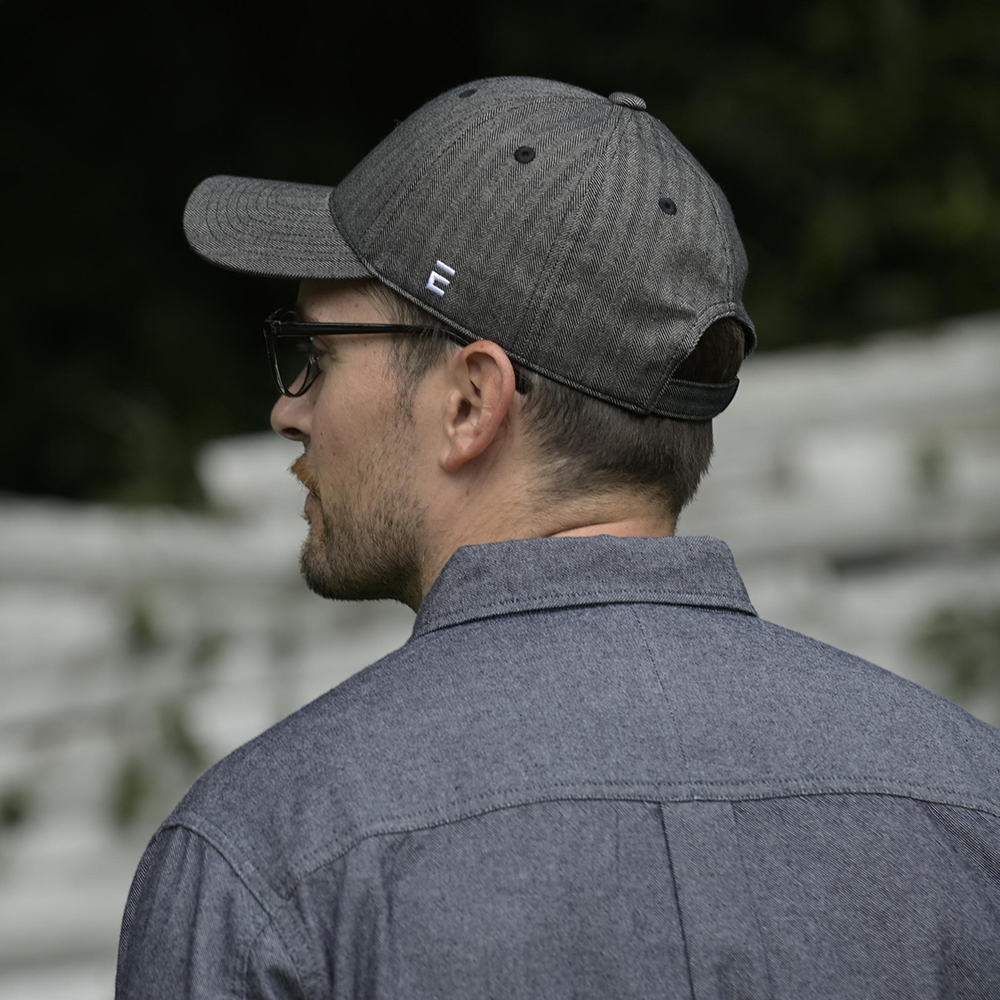 E-LOGO HERRINGBONE CAP