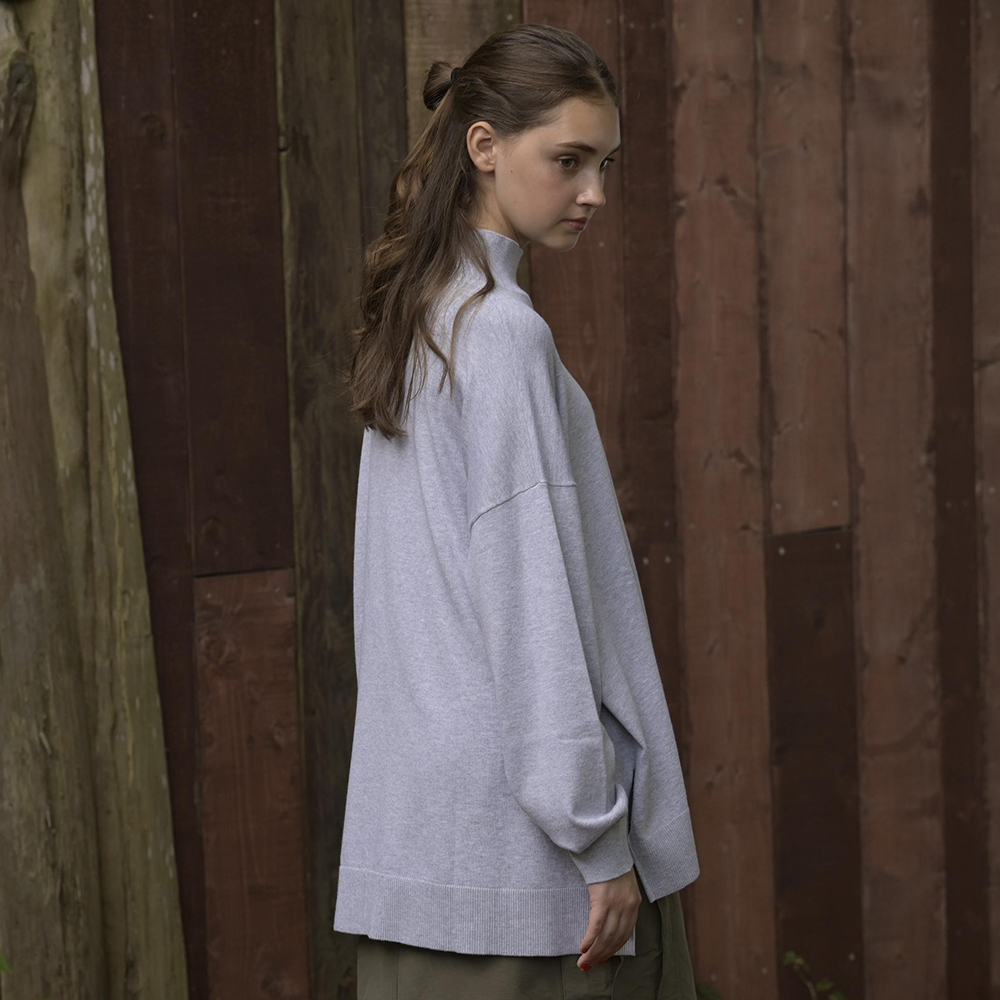 L/S TURTLE NECK KNIT