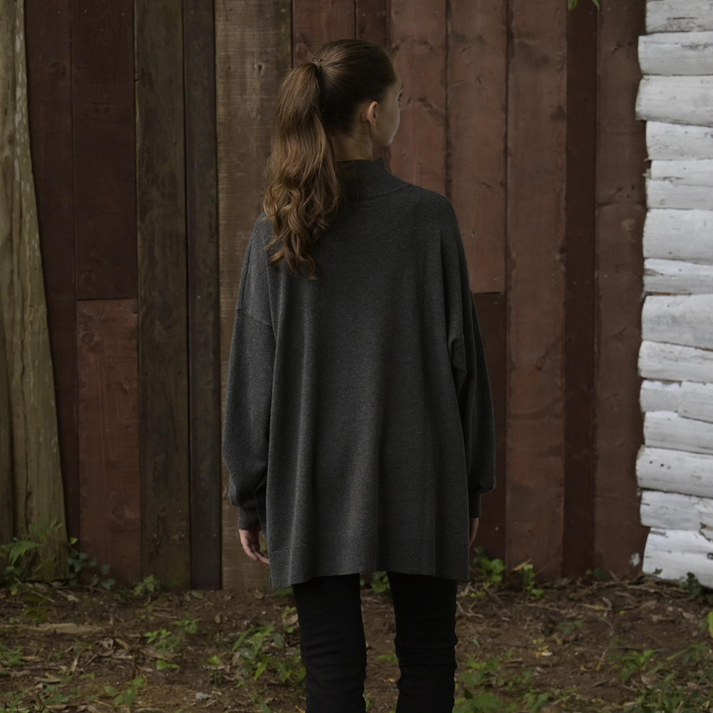 L/S TURTLE NECK KNIT