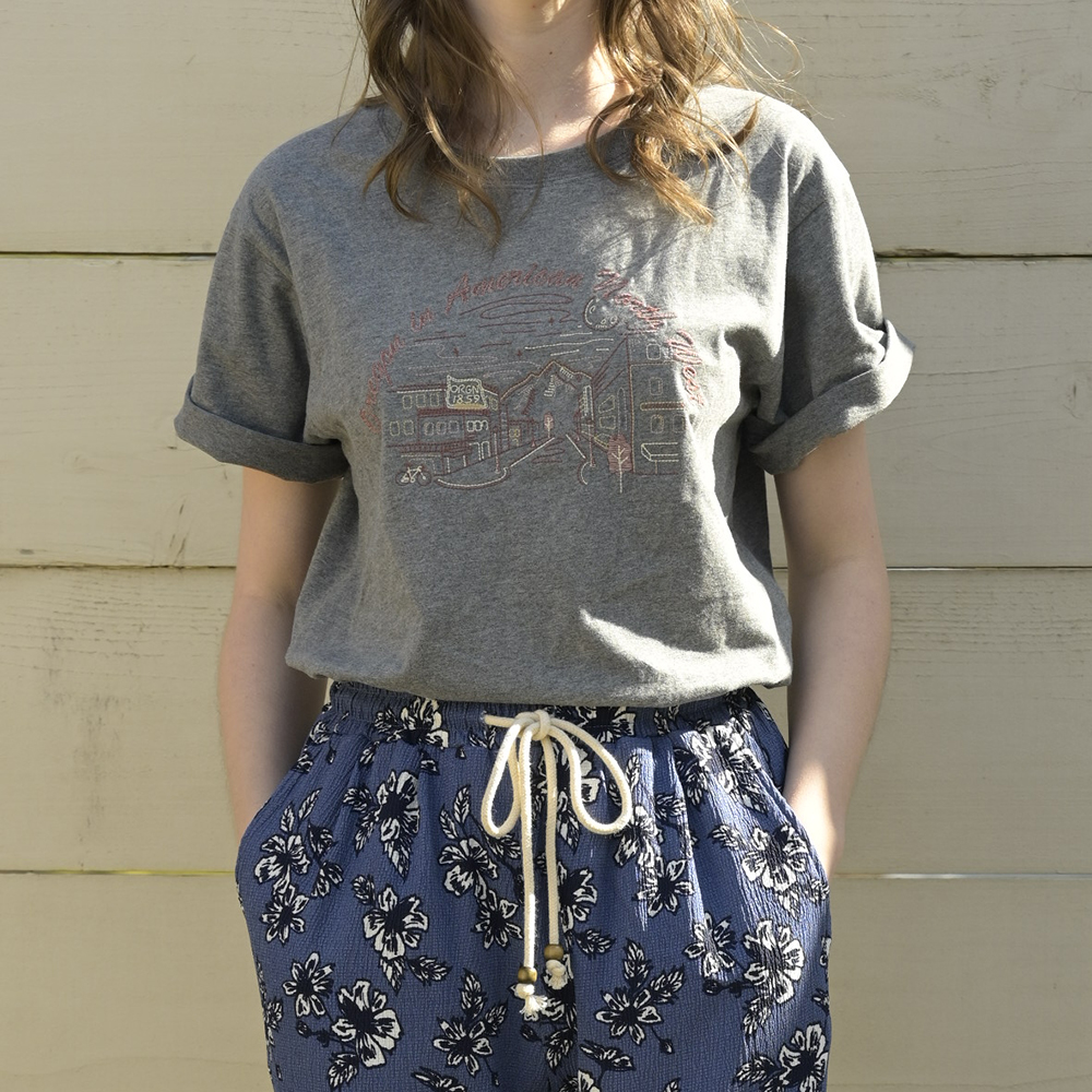 S/S EMBROIDERY WIDE TEE