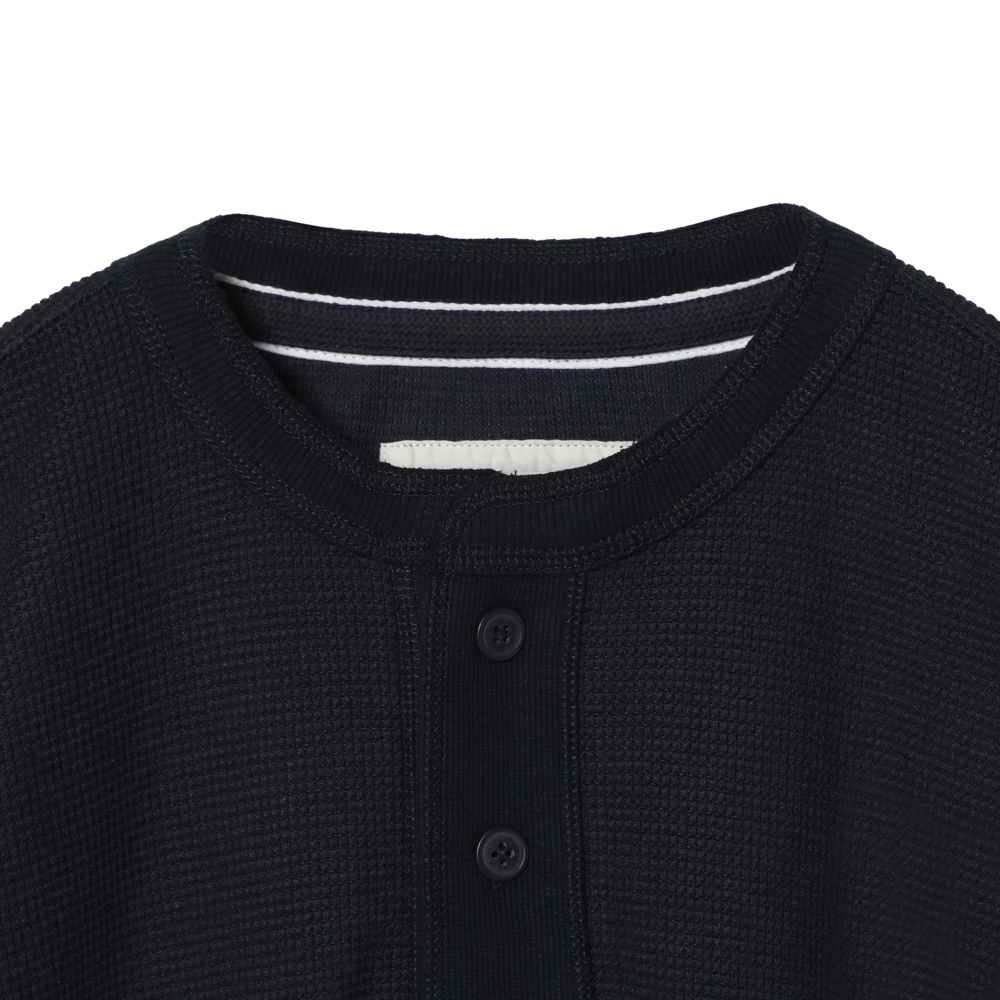 S/S WAFFLE HENLEY TEE