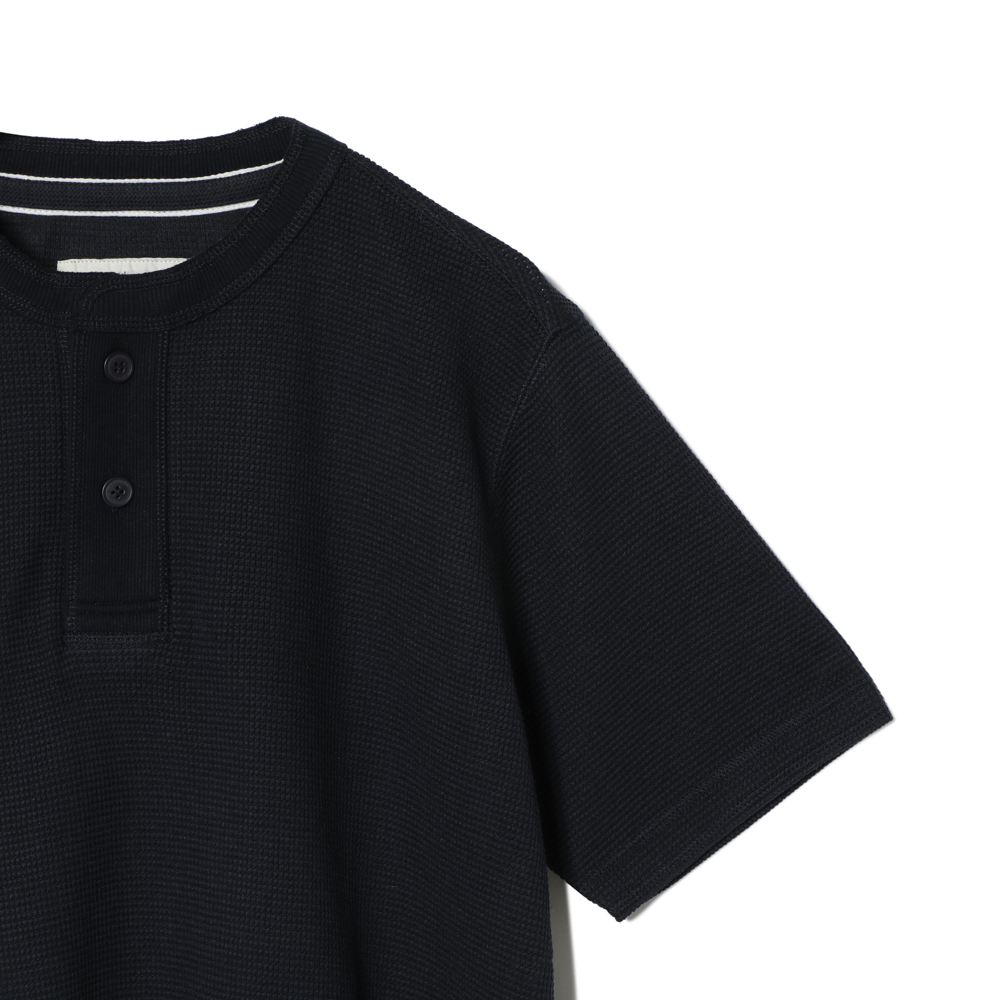 S/S WAFFLE HENLEY TEE